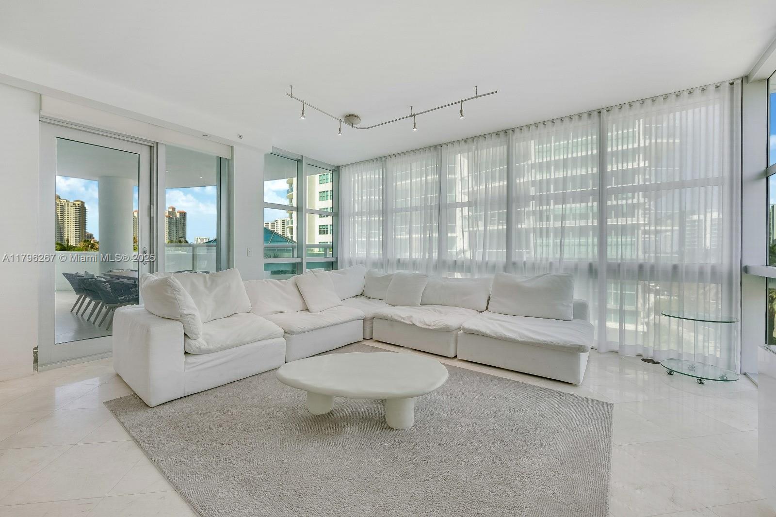 3131 188th St Unit 1-507, Aventura, Florida 33180