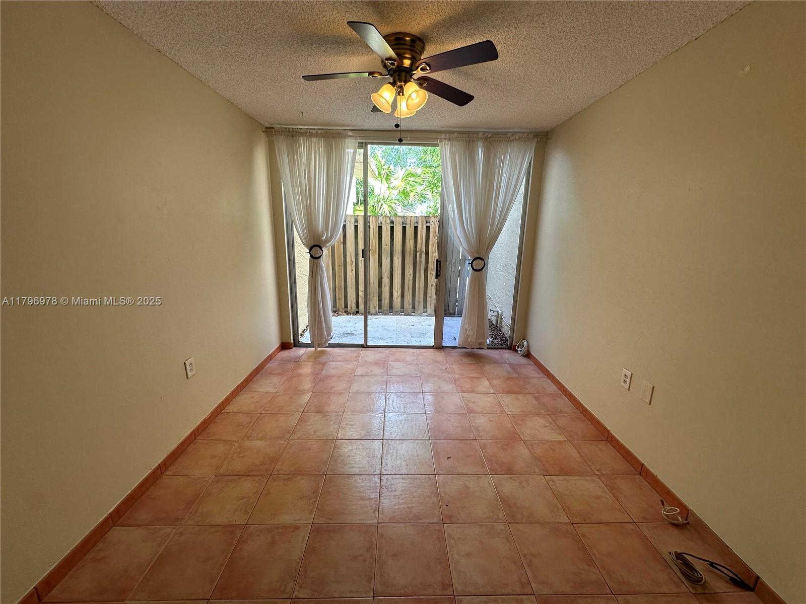 8931 NE 4th Ave Rd 8931