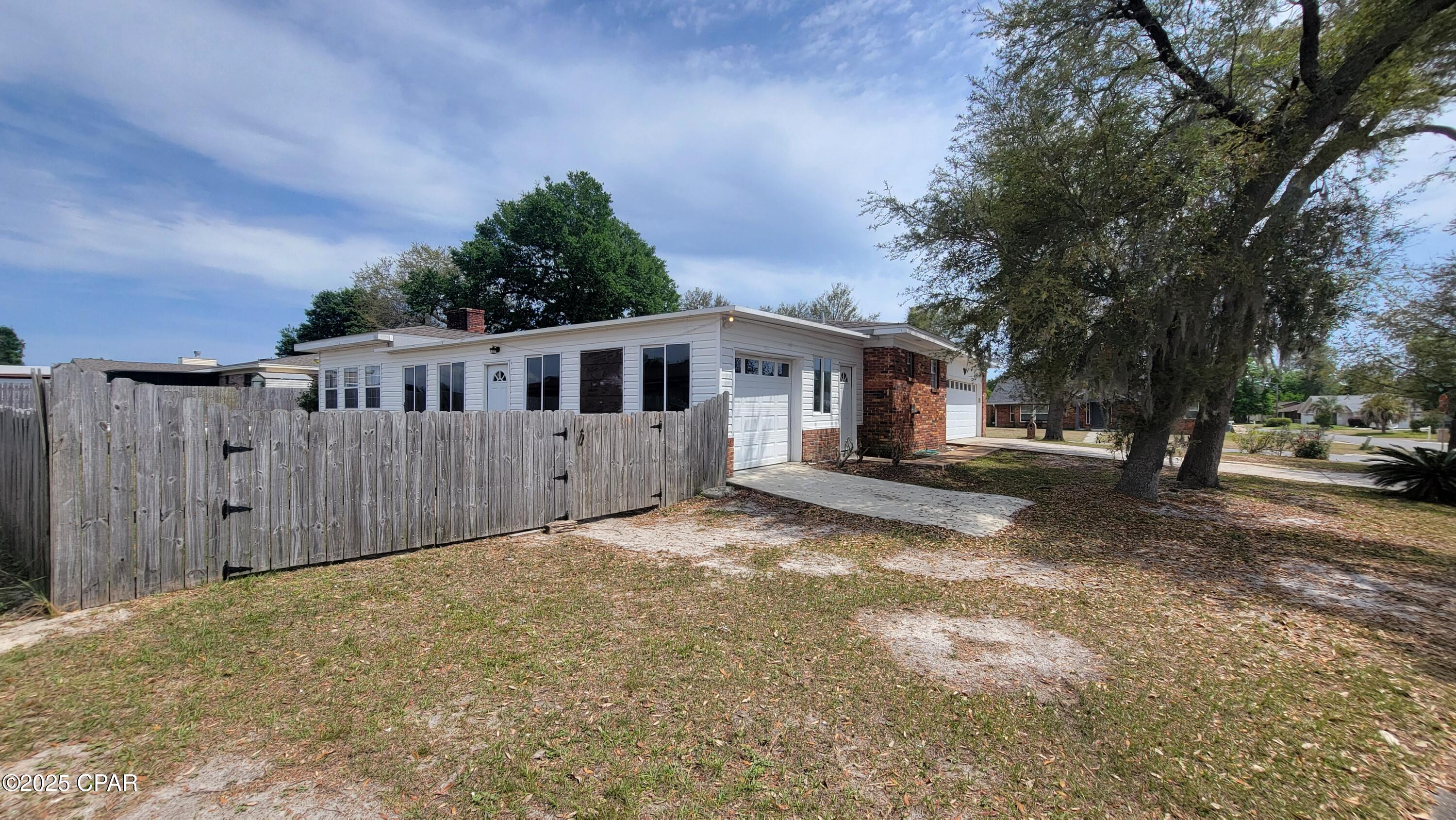 Image 31 For 6001 Minneola Street