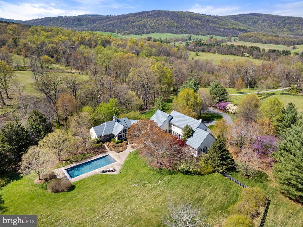 listing main picture