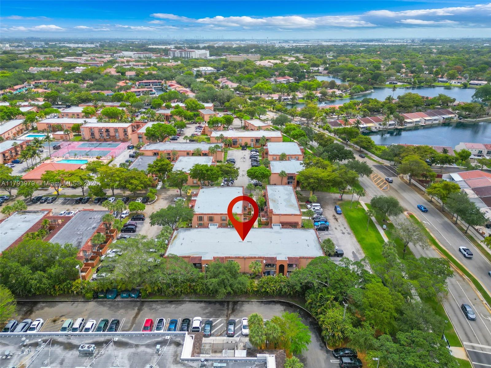 7215 Miami Lakes Dr #A-20, Miami Lakes, Florida image 22
