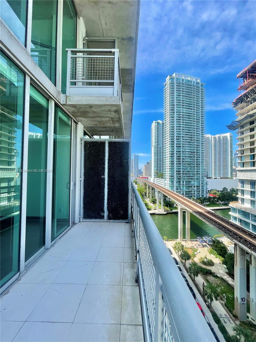 690 SW 1st Ct #1524, Miami FL 33130