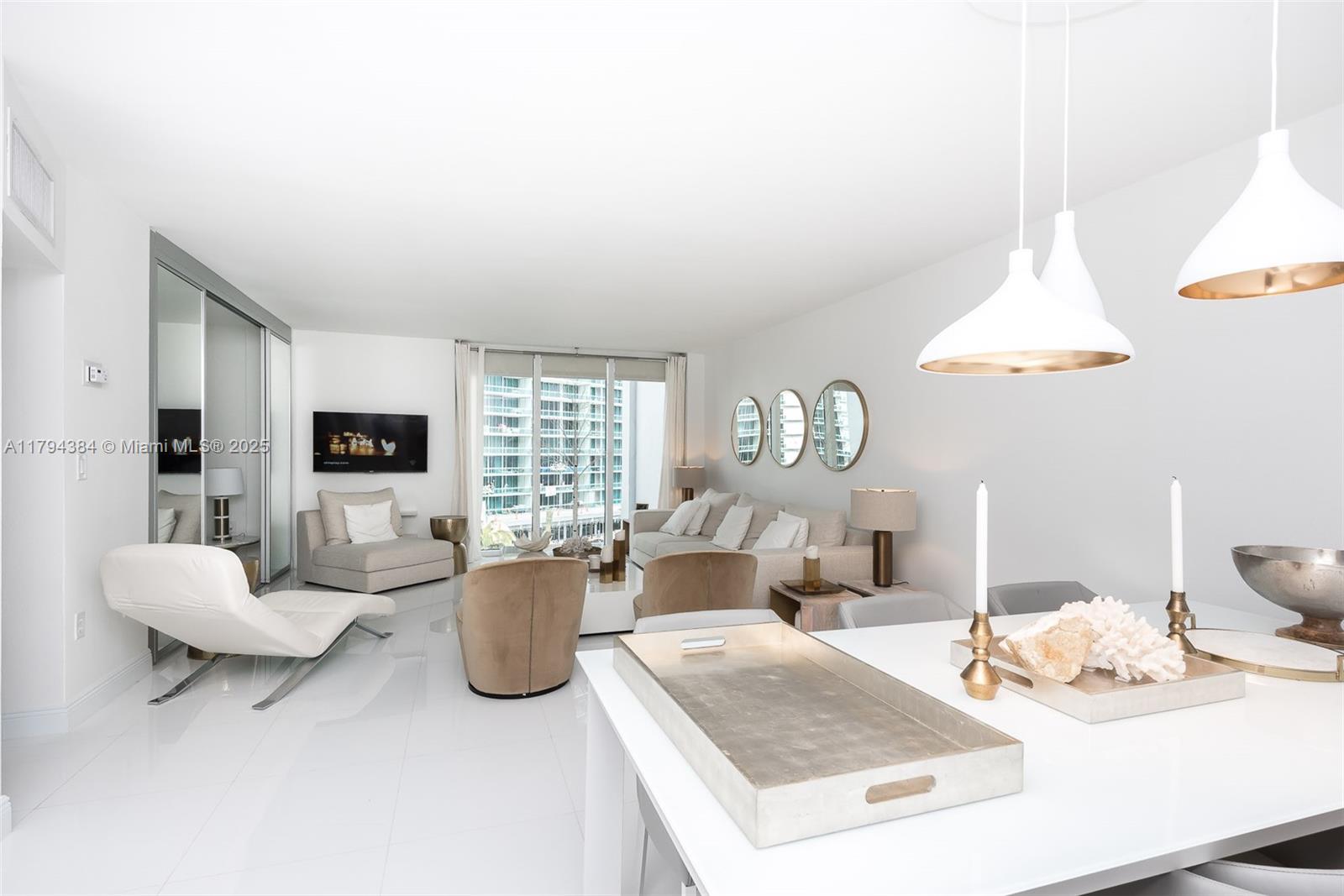Apartamento para Alugar em Bal Harbour, FL