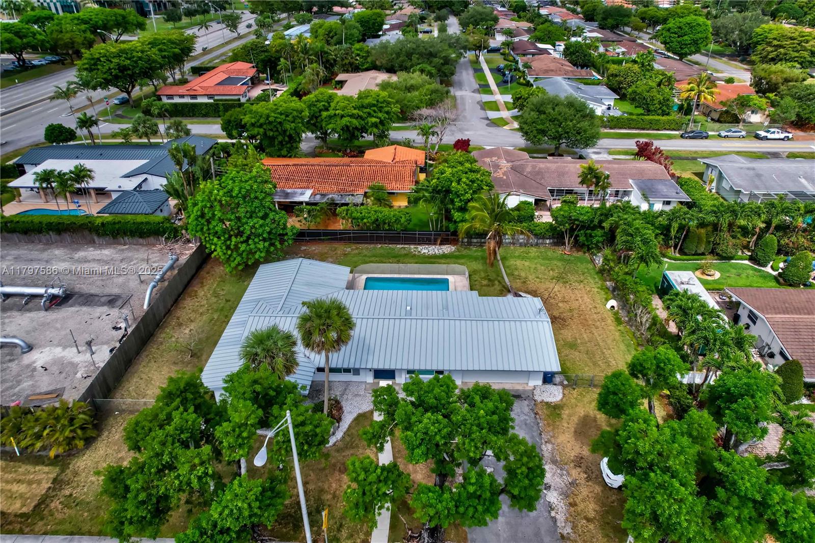 8700 87th Ave, Miami, Florida 33173