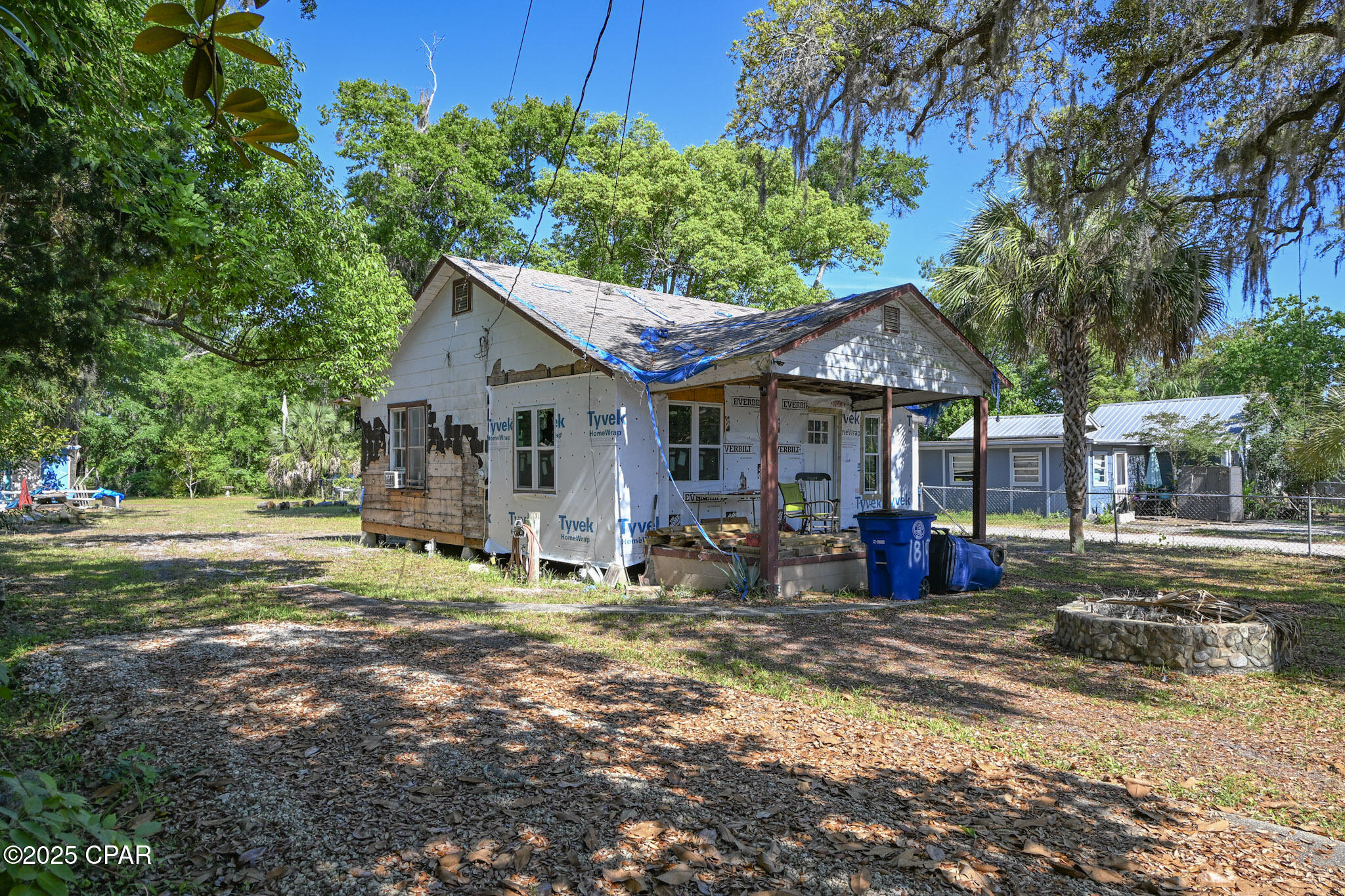 Image 5 For 1819 Grant Avenue