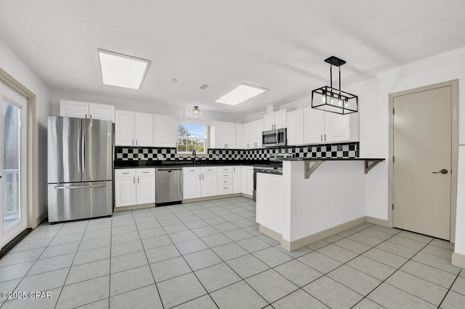 Image 17 For 8508 Holland Road