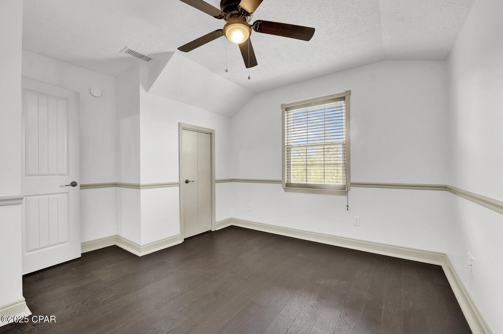 Image 60 For 8508 Holland Road