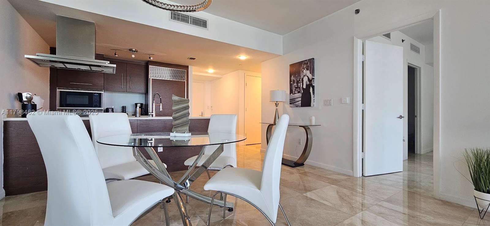 495 BRICKELL AVE #3009, Miami FL 33131