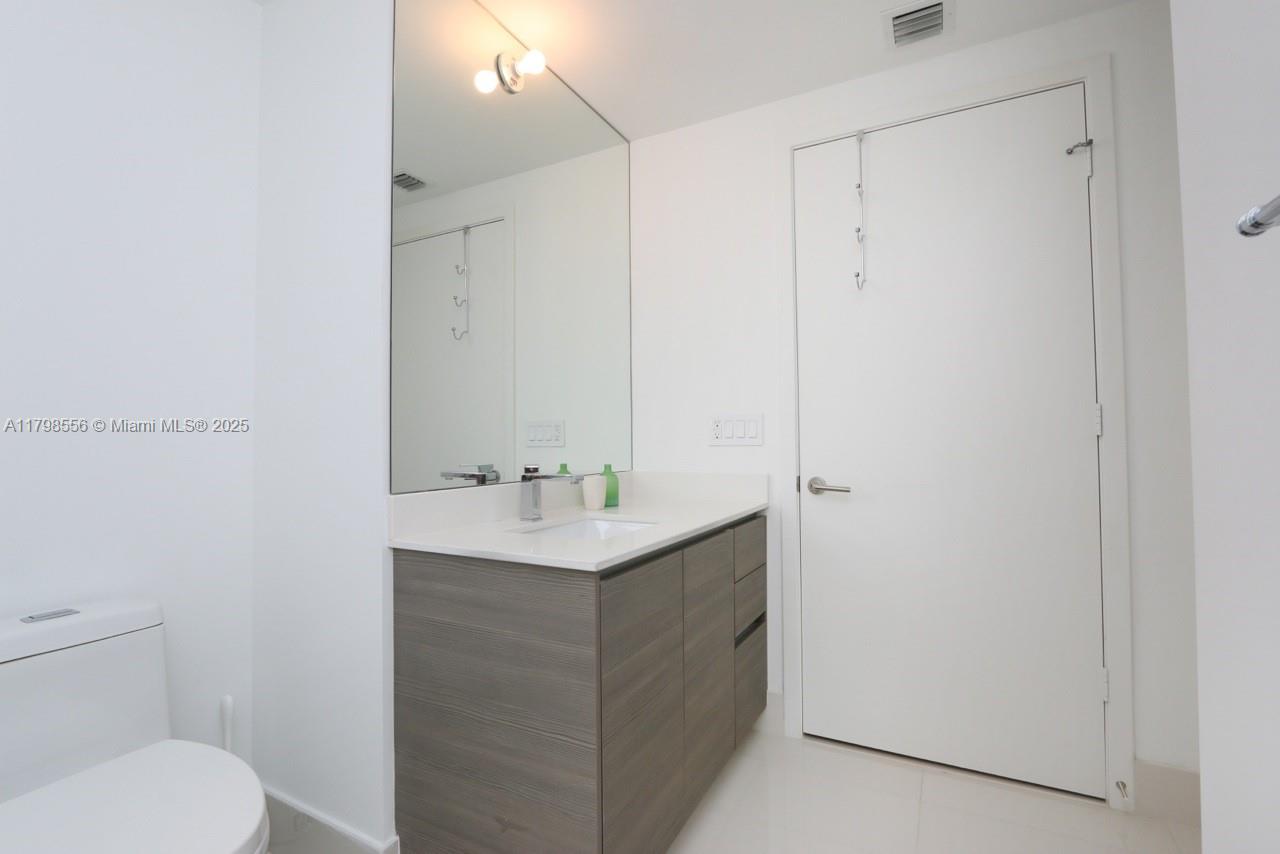460 NE 28th St #3007, Miami FL 33137
