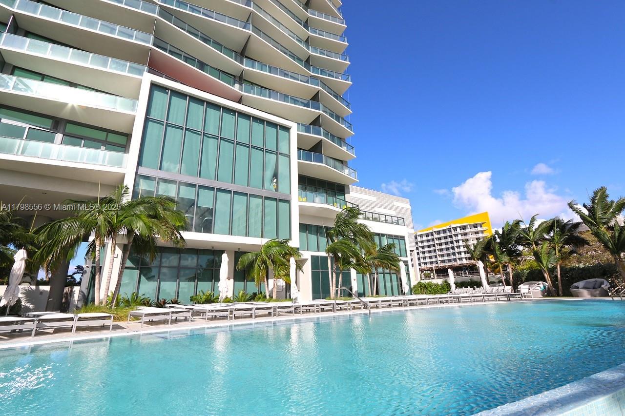 460 NE 28th St #3007, Miami FL 33137