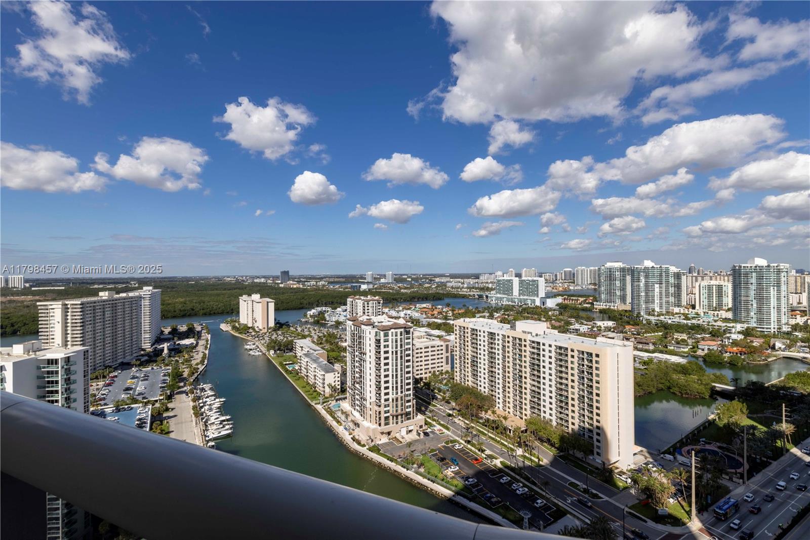 15811 Collins Ave #2506, Sunny Isles Beach FL 33160