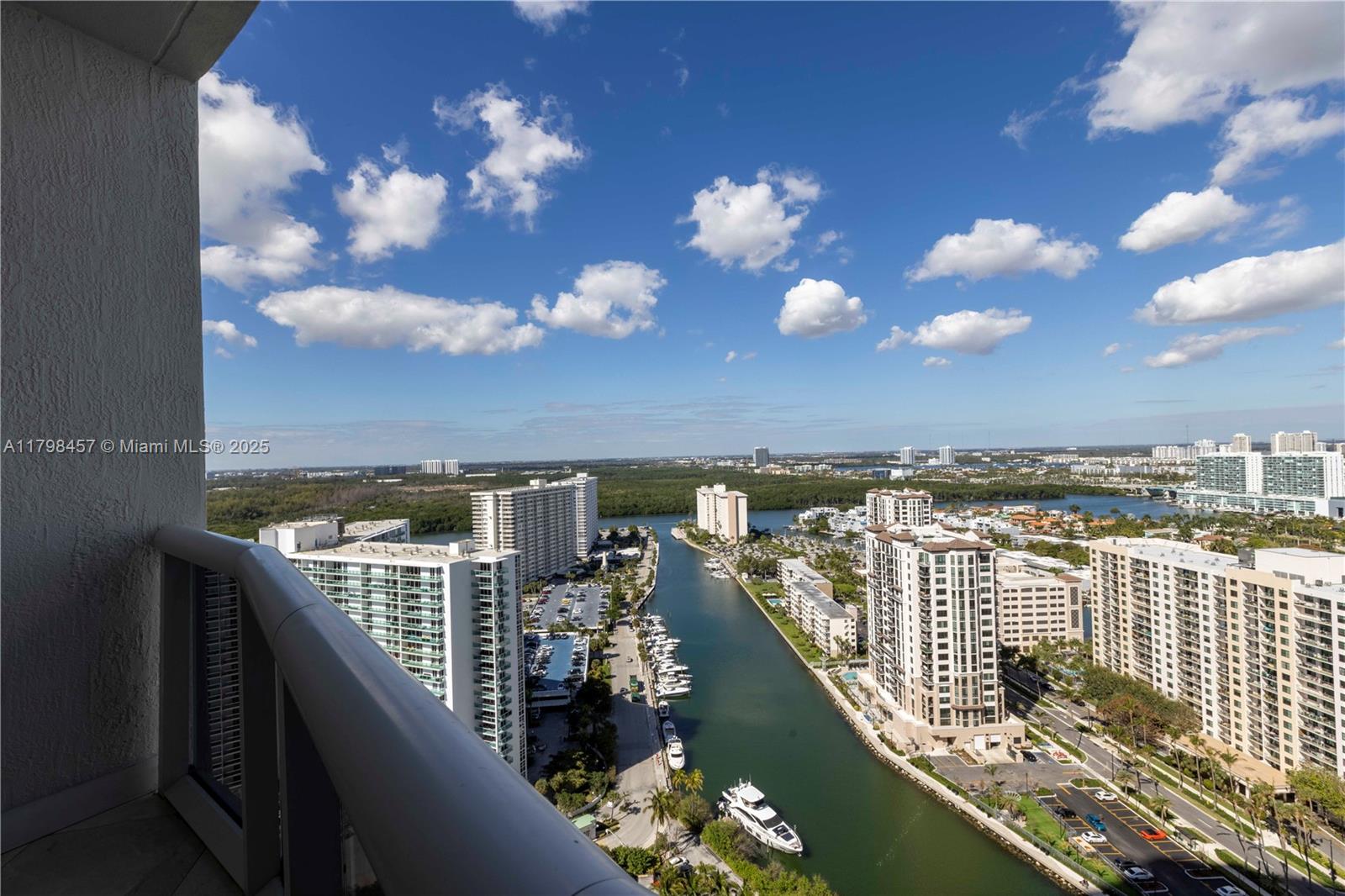15811 Collins Ave #2506, Sunny Isles Beach FL 33160