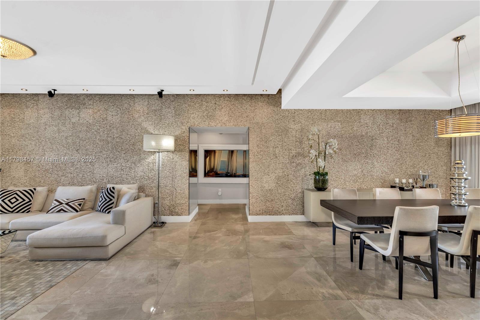 15811 Collins Ave #2506, Sunny Isles Beach FL 33160