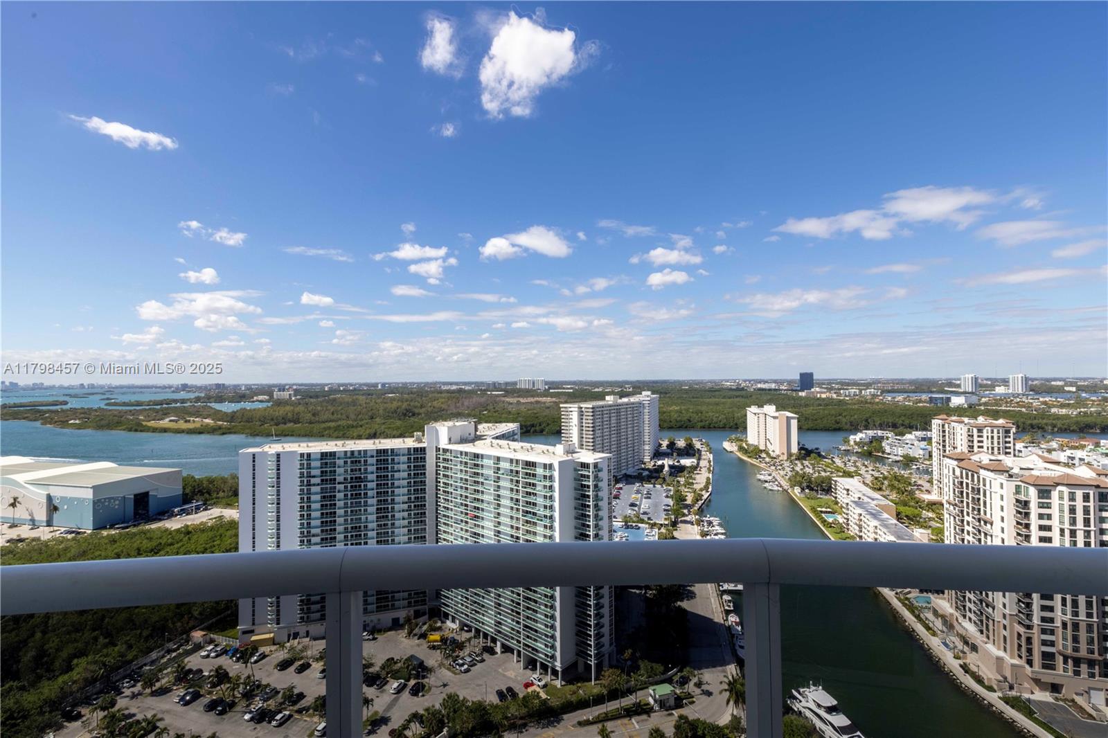 15811 Collins Ave #2506, Sunny Isles Beach FL 33160