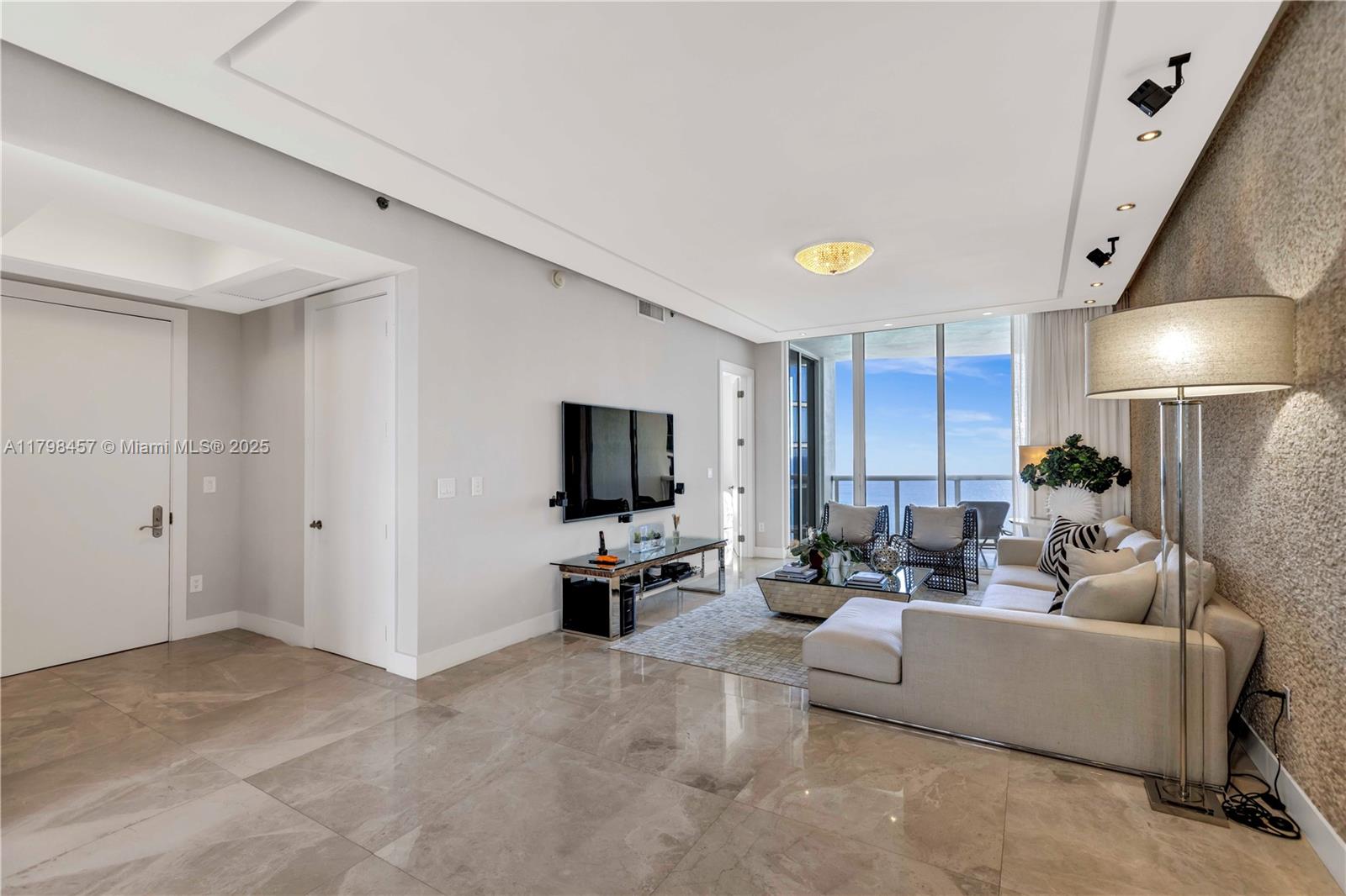 15811 Collins Ave #2506, Sunny Isles Beach FL 33160