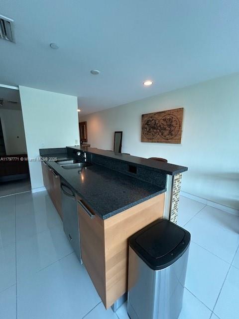 2950 NE 188th St #216, Aventura FL 33180