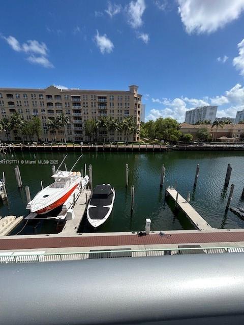 2950 NE 188th St #216, Aventura FL 33180