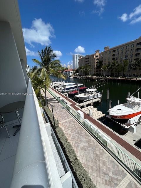 2950 NE 188th St #216, Aventura FL 33180