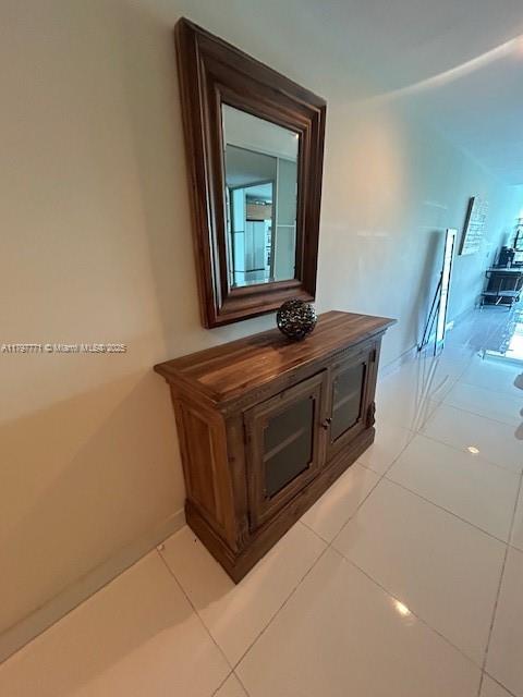 2950 NE 188th St #216, Aventura FL 33180