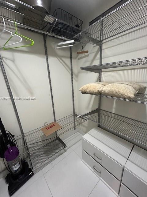 2950 NE 188th St #216, Aventura FL 33180