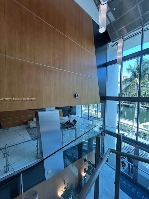 2950 NE 188th St #216, Aventura FL 33180