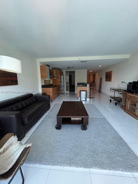 2950 NE 188th St #216, Aventura FL 33180