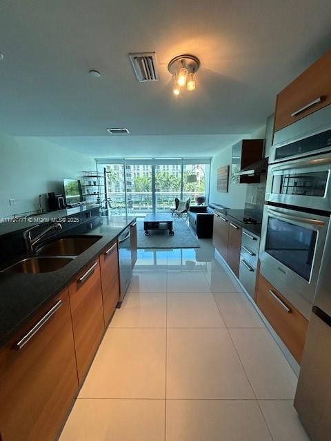 2950 NE 188th St #216, Aventura FL 33180
