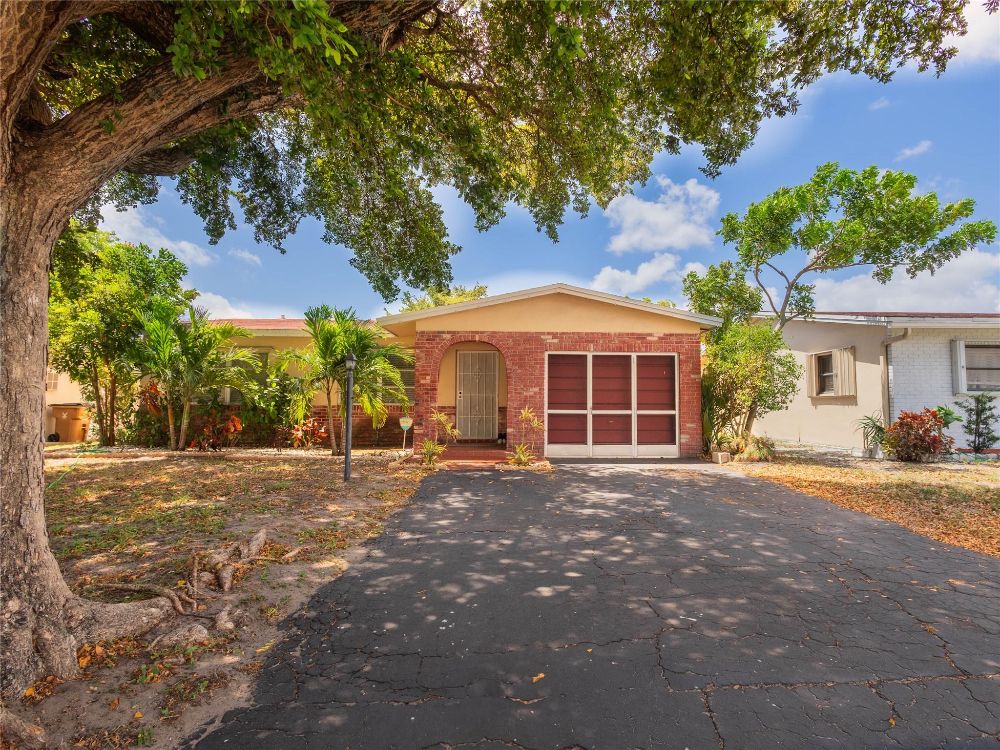 Crystal Lake 4Th Sec 66-1