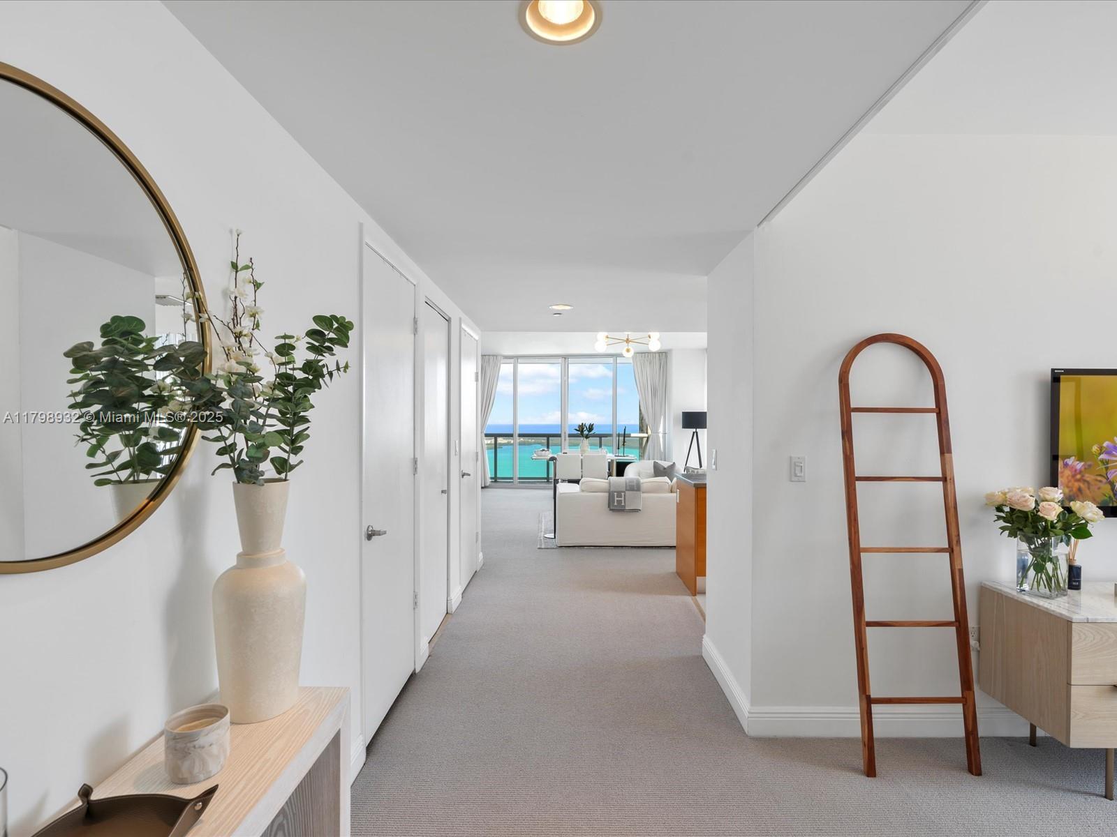 Condo for Sale in Miami, FL