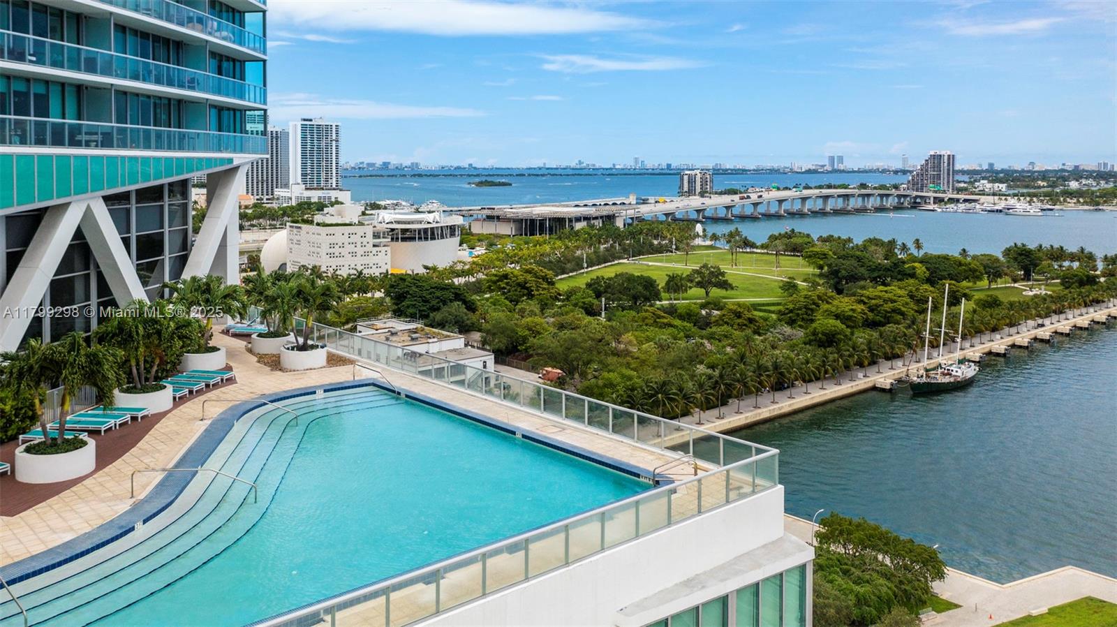 888 Biscayne Blvd #4312, Miami FL 33132