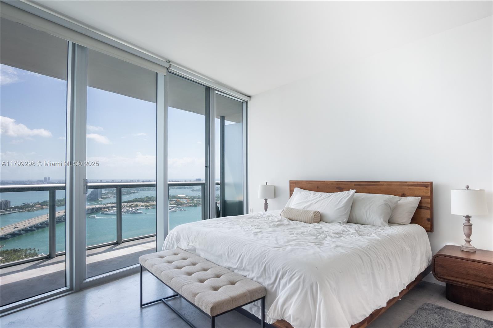 888 Biscayne Blvd #4312, Miami FL 33132