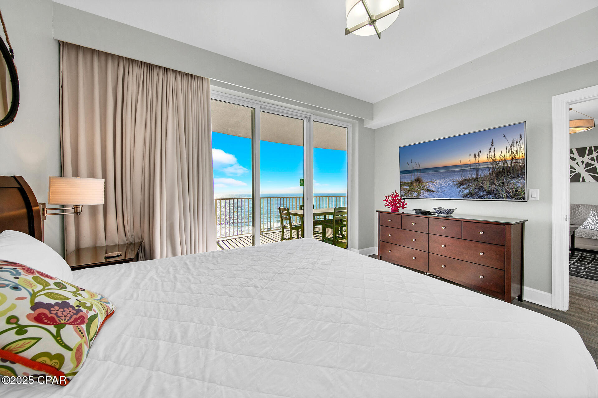 Image 3 For 10519 Front Beach  1802b