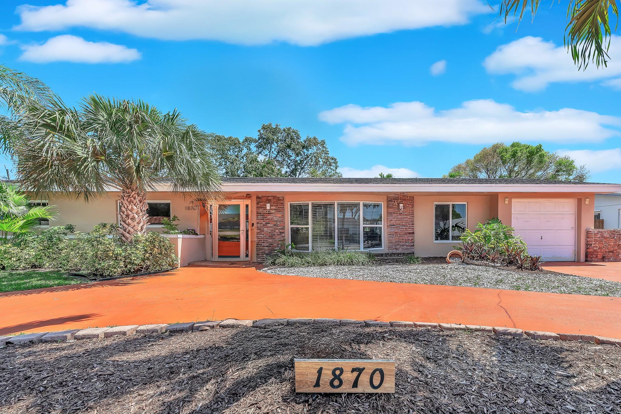 1870 197th Ter, Miami, Florida 33179