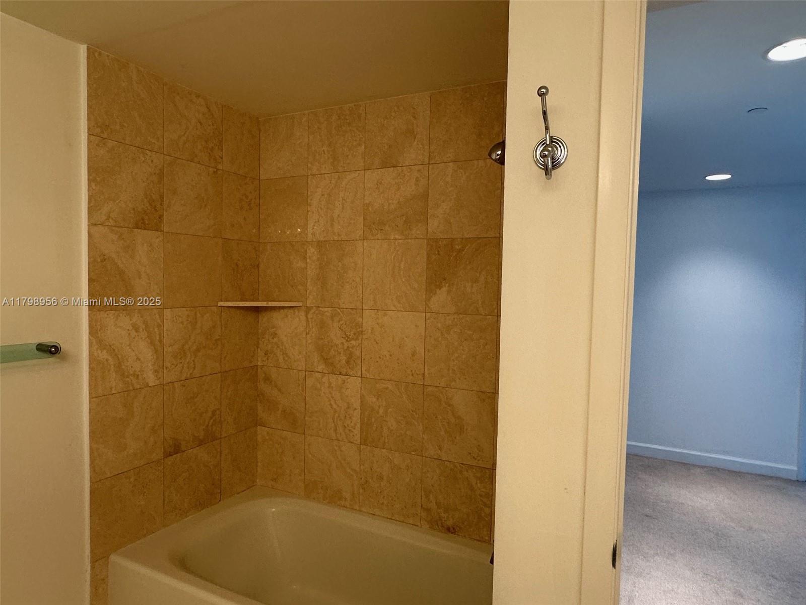 2475 Brickell Ave #1709, Miami FL 33129