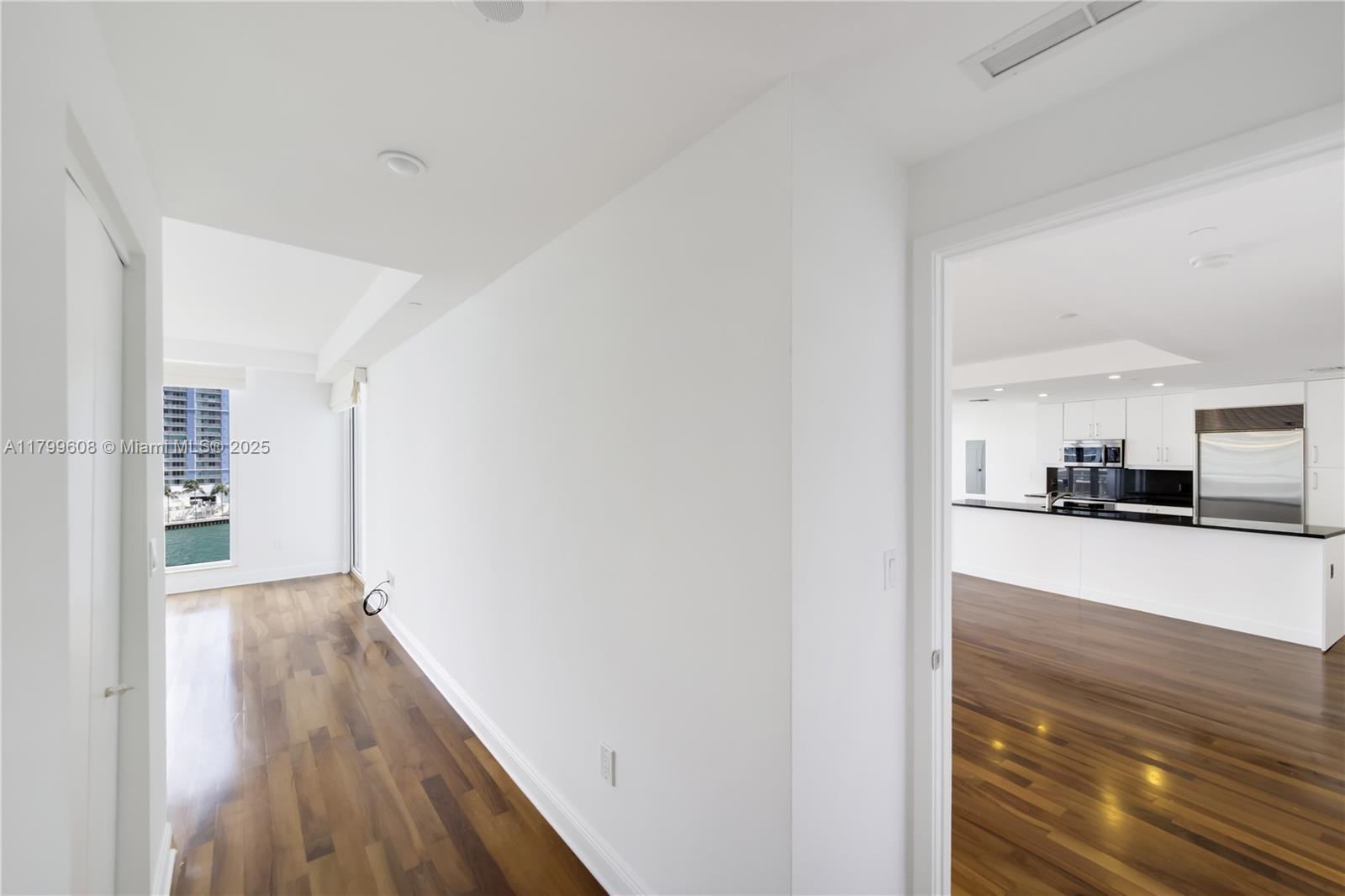 901 Brickell Key Blvd #607, Miami FL 33131