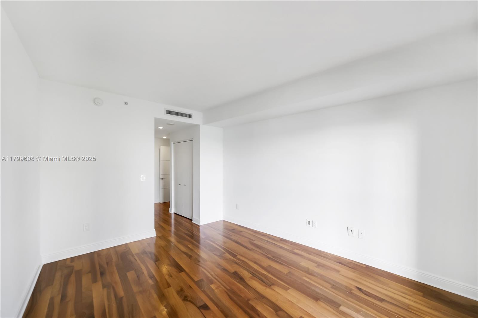 901 Brickell Key Blvd #607, Miami FL 33131