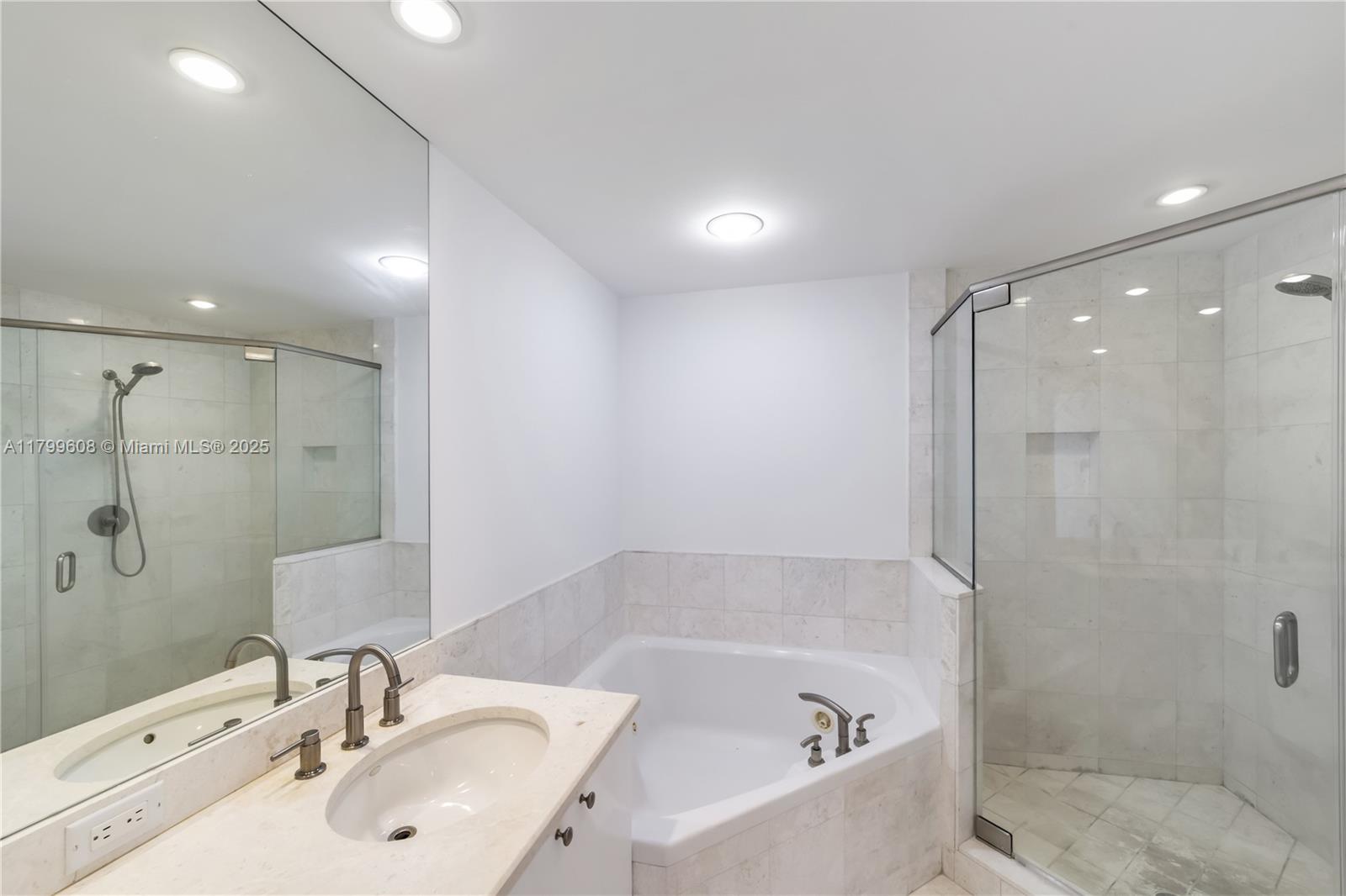 901 Brickell Key Blvd #607, Miami FL 33131
