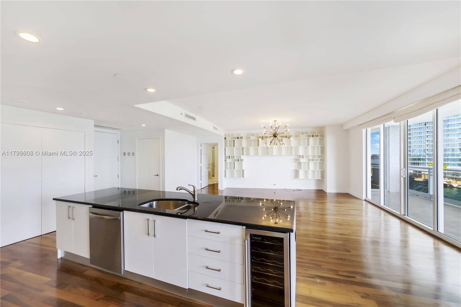 901 Brickell Key Blvd #607, Miami FL 33131