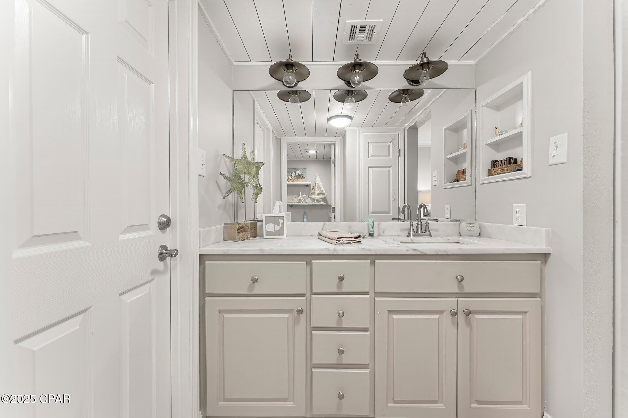 Image 10 For 6905 Thomas Drive 807