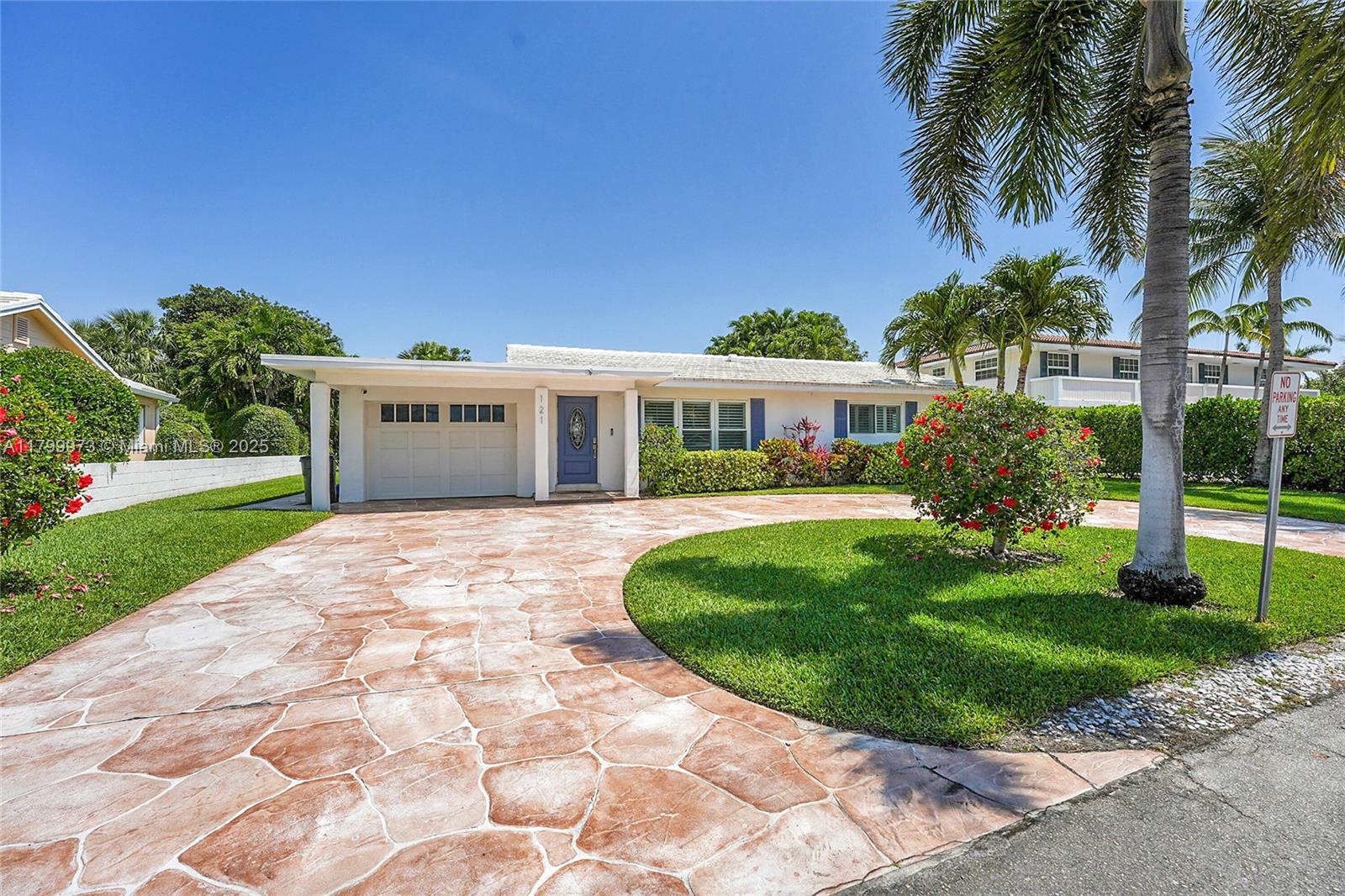 121 Tacoma Ln, Palm Beach Shores, Florida image 4