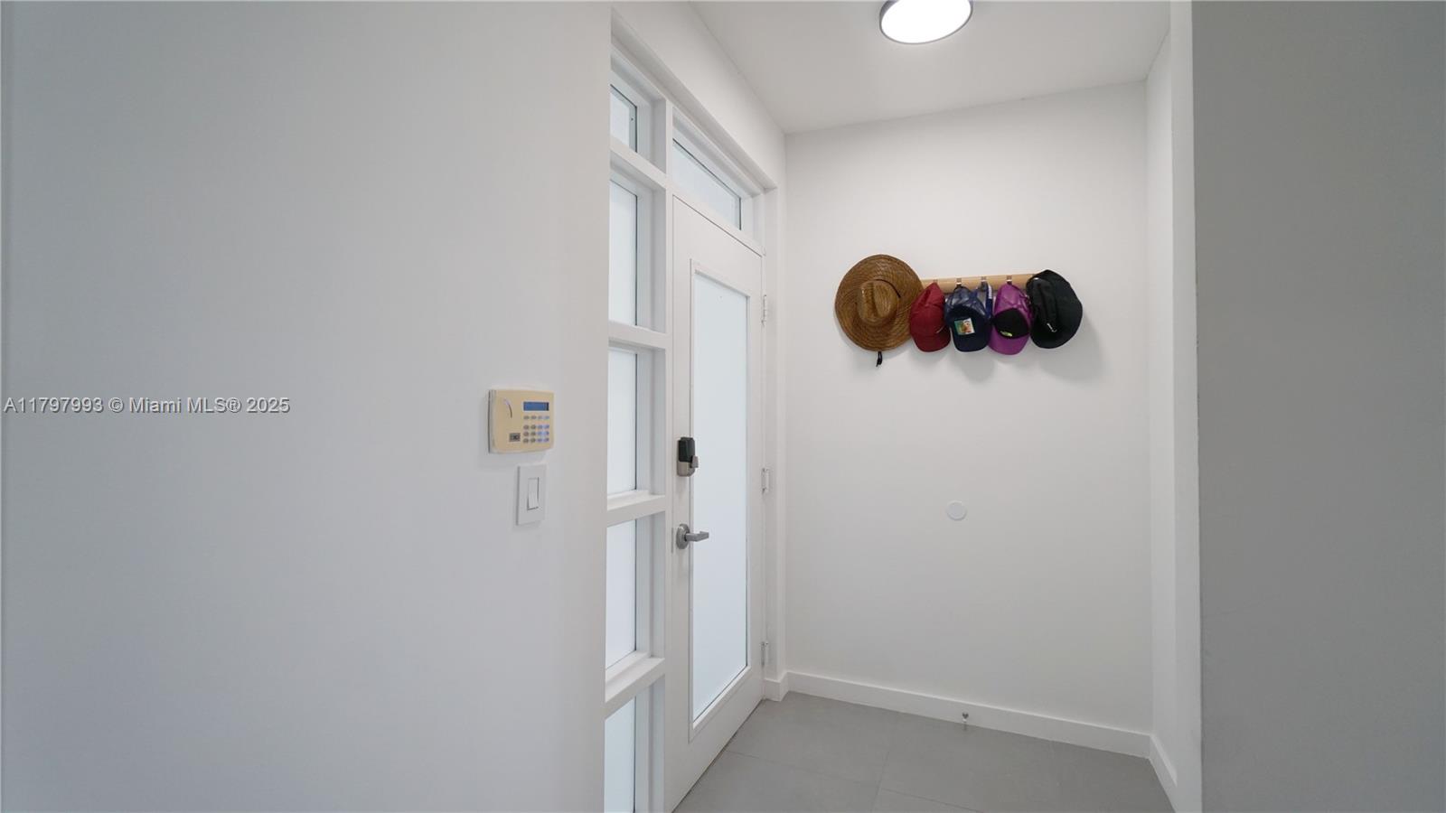 7918 Harbor Island Dr #112, North Bay Village FL 33141