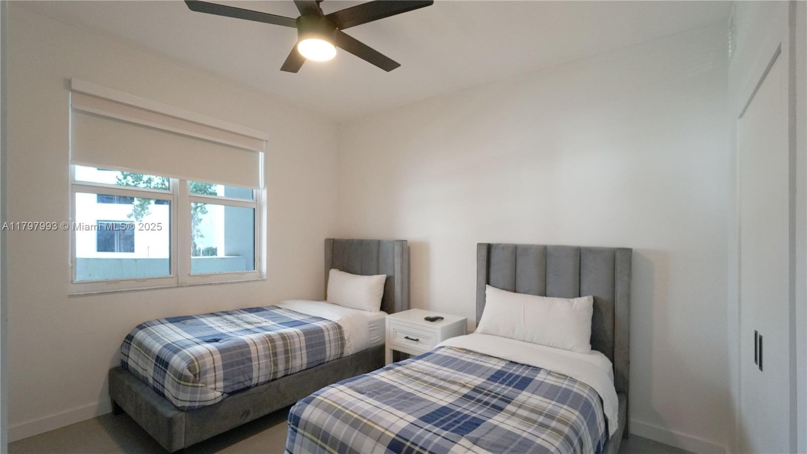 7918 Harbor Island Dr #112, North Bay Village FL 33141