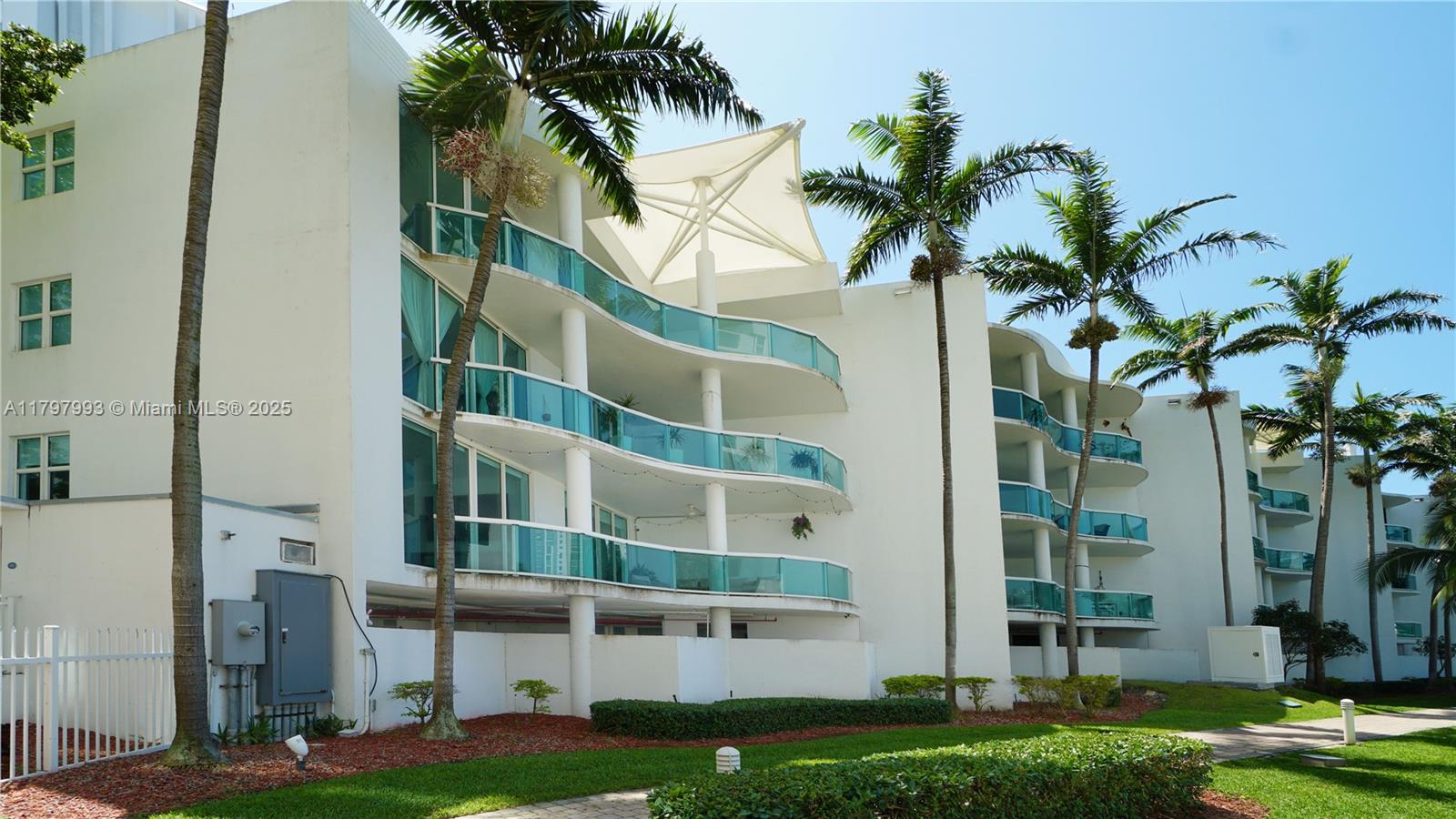 7918 Harbor Island Dr #112, North Bay Village FL 33141