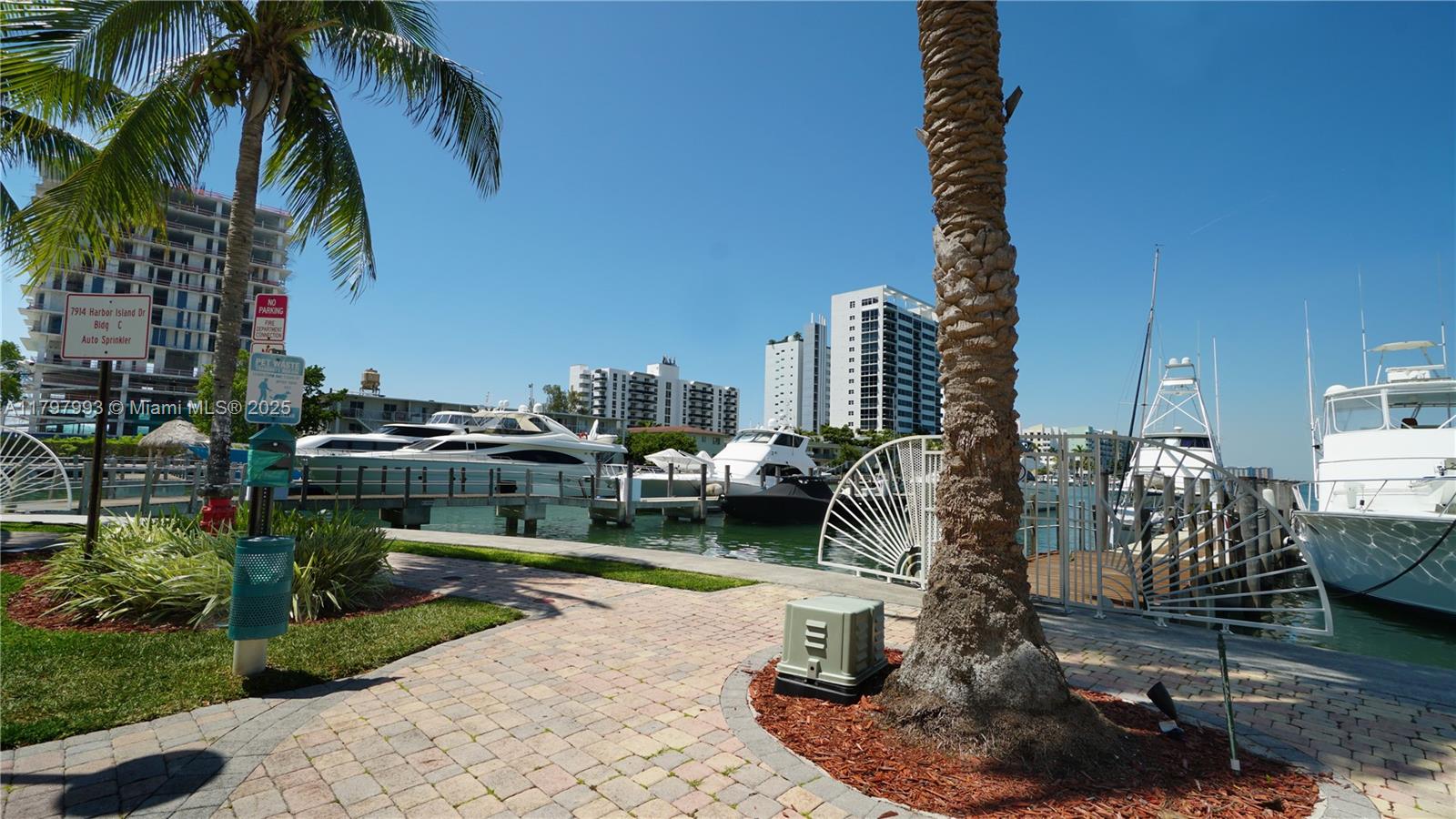 7918 Harbor Island Dr #112, North Bay Village FL 33141