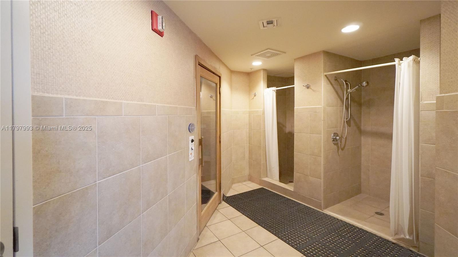 7918 Harbor Island Dr #112, North Bay Village FL 33141