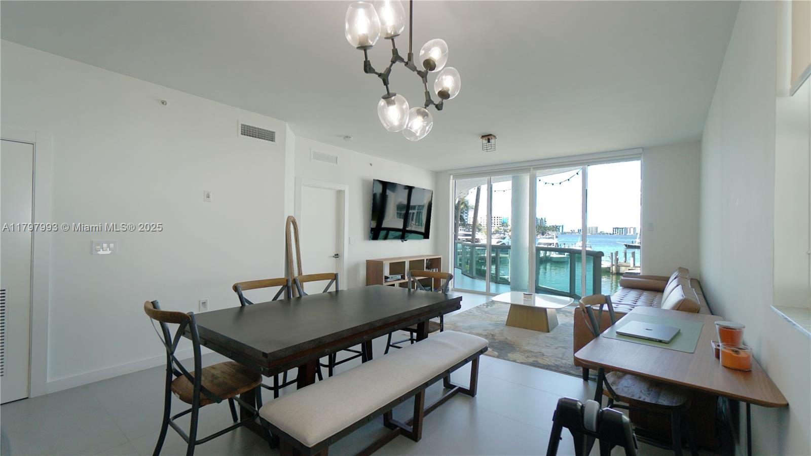 7918 Harbor Island Dr #112, North Bay Village FL 33141