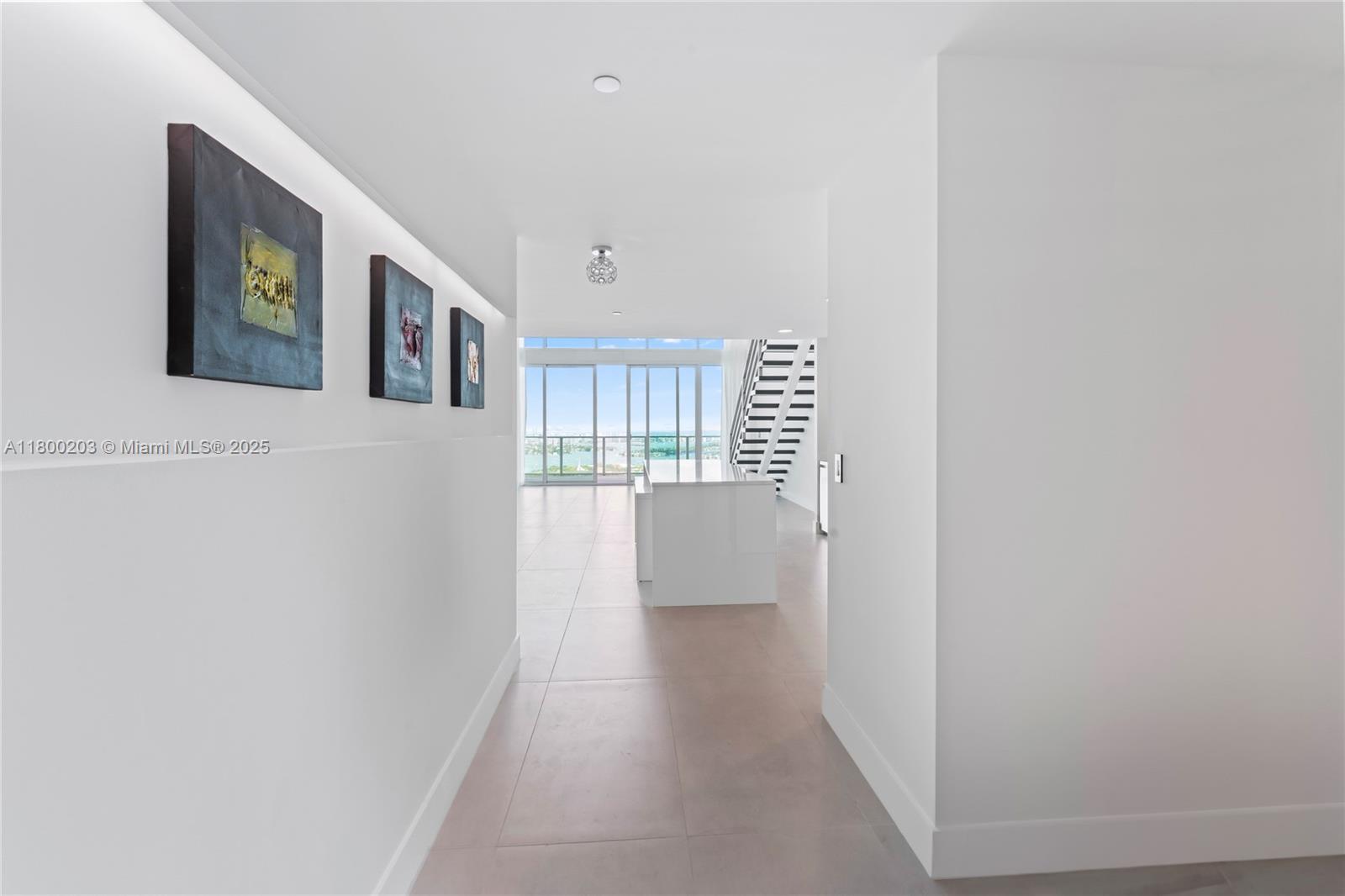 1040 Biscayne Blvd #3802, Miami FL 33132