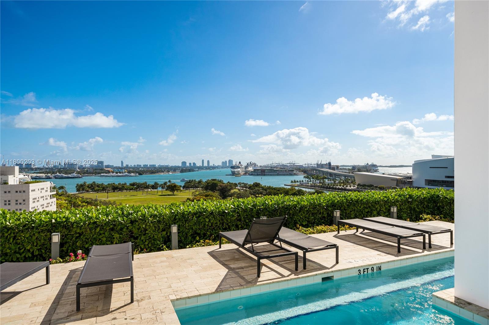 1040 Biscayne Blvd #3802, Miami FL 33132