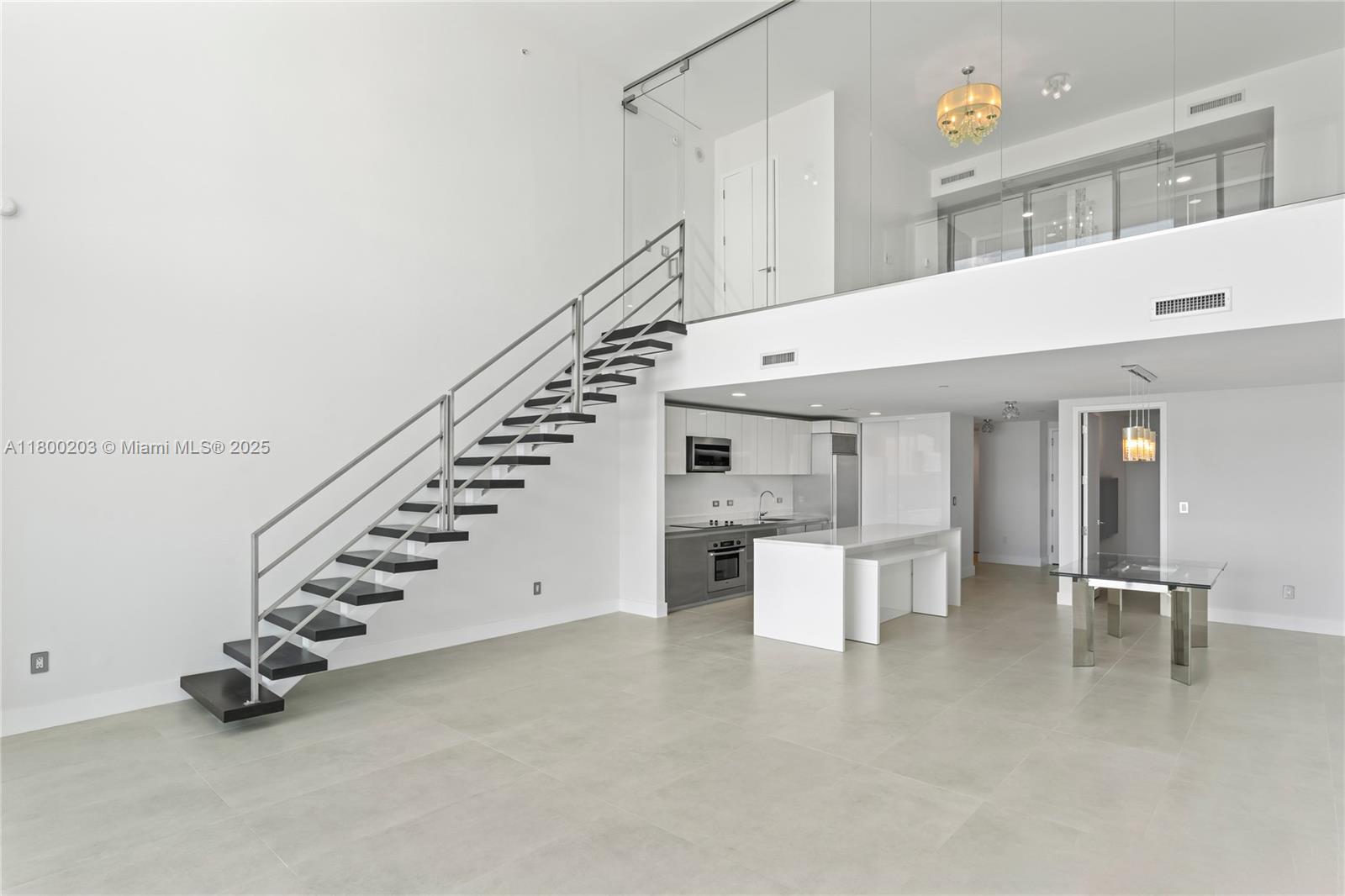 1040 Biscayne Blvd #3802, Miami FL 33132