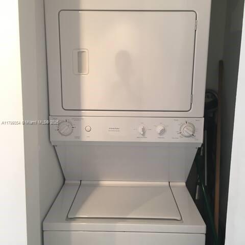 350 S Miami Ave #3011, Miami FL 33130